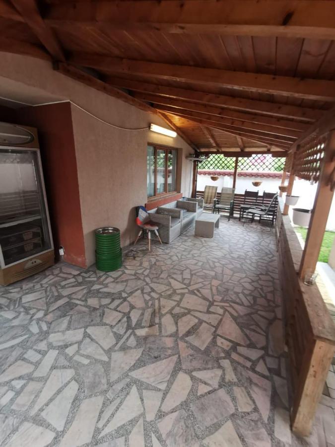 Vila De Vacanta Curtea de Argeş Buitenkant foto